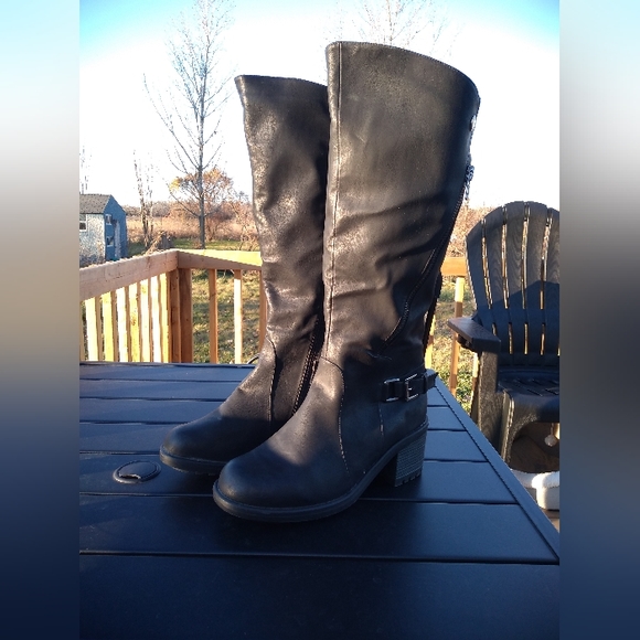 Penningtons Shoes - NWOT Tall Knee High Black Riding Style Boots, Size 11W,  1 Inch Heel Pen…